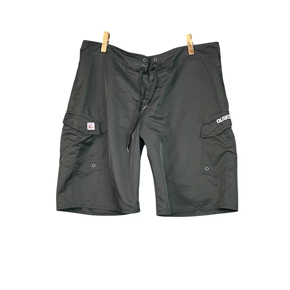 Quiksilver Board Shorts Mens 36 Black Cargo Swim Trunks Embroidered Logo Surf